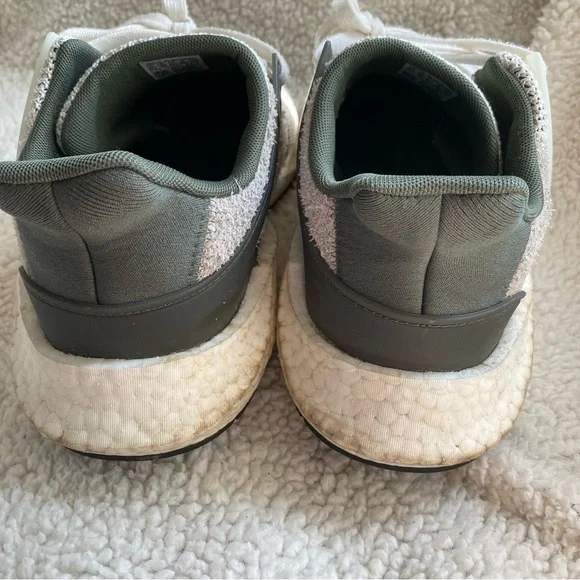 Adidas White and Gray Sneakers - Men’s 10.5 - Picture 3 of 6